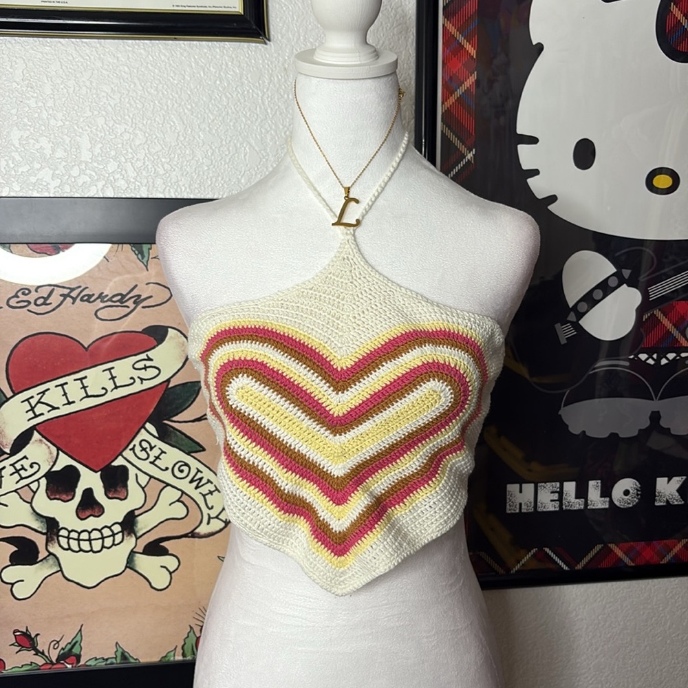 Forever 21 Crochet Heart Halter Top Knit Crop Coquette Cottagecore Indie
